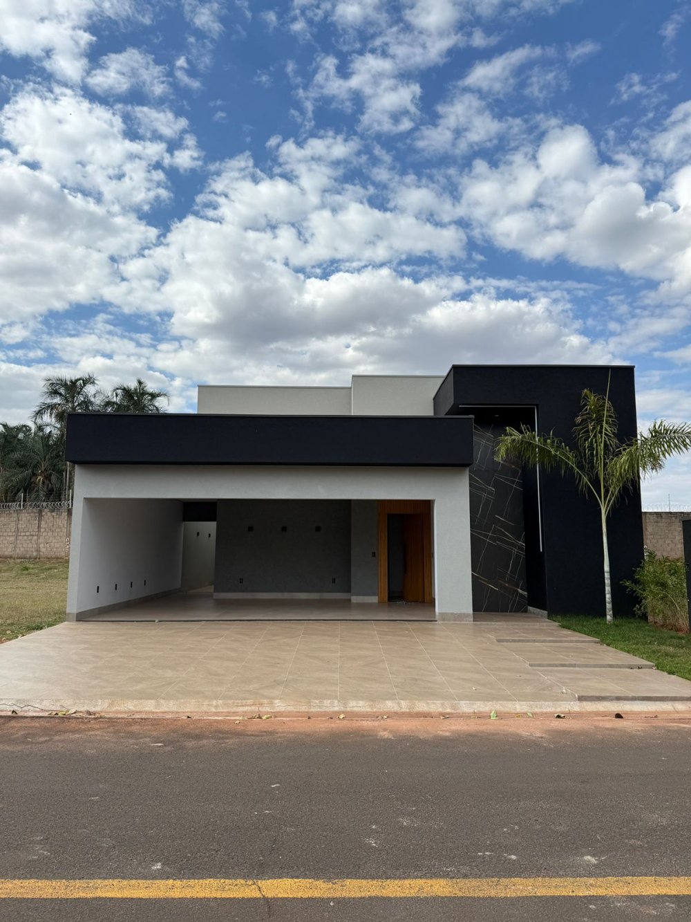 Casa - Venda - Condomnio Flamboyant - Iturama - MG