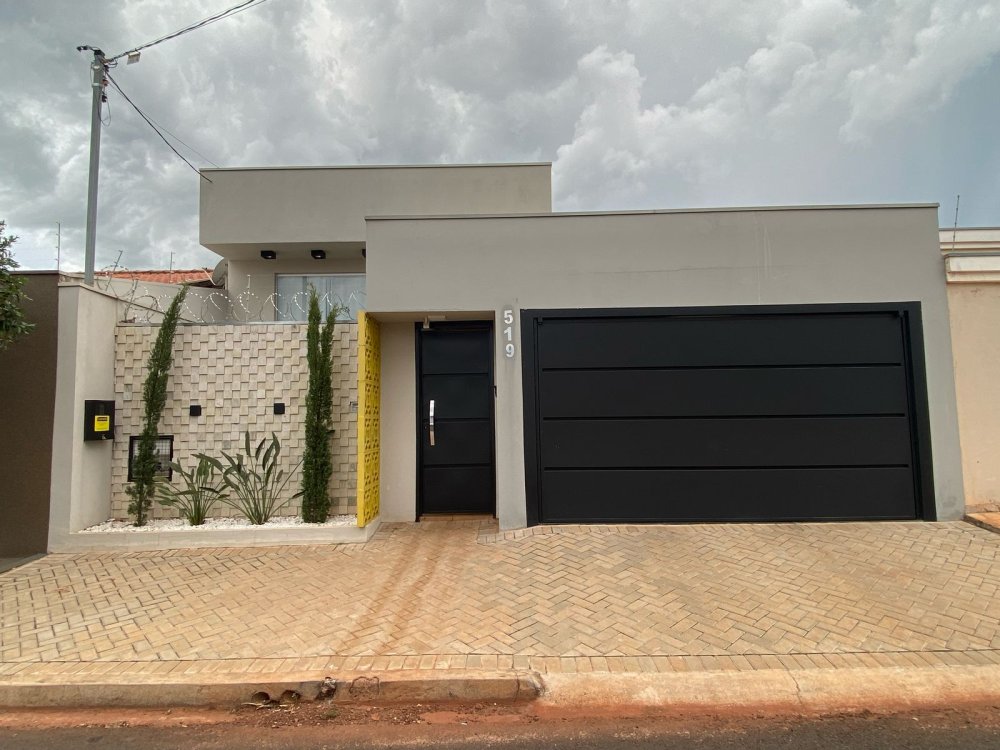 Casa - Venda - Jardim Califórnia - Iturama - MG