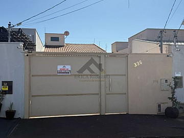Casa com area de lazer a venda no Boulanger